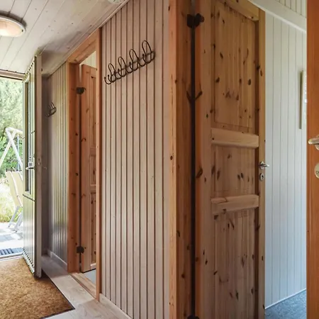 Skovskaden Romo * Romo